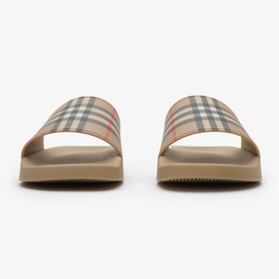 BURBERRY SLIDES