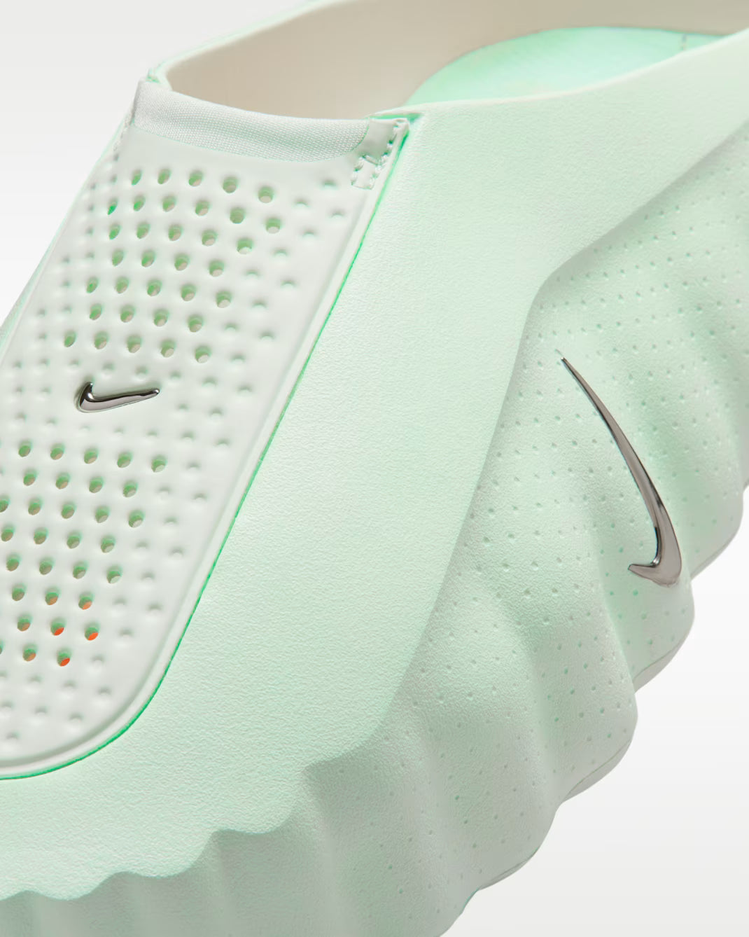 NIKE MIND 001